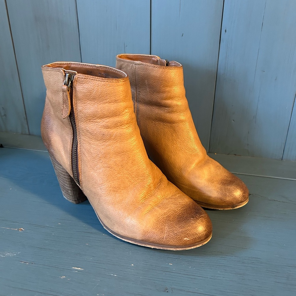 BP Brown Leather Bootie | Women’s Size 8.5
